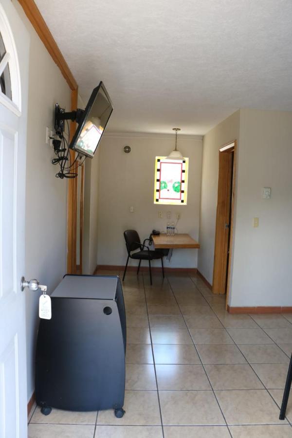 Cypres Hotel & Suites Zapopan Eksteriør billede