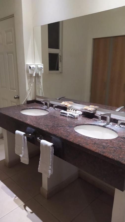 Cypres Hotel & Suites Zapopan Eksteriør billede