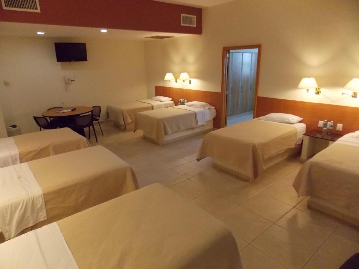 Cypres Hotel & Suites Zapopan Eksteriør billede