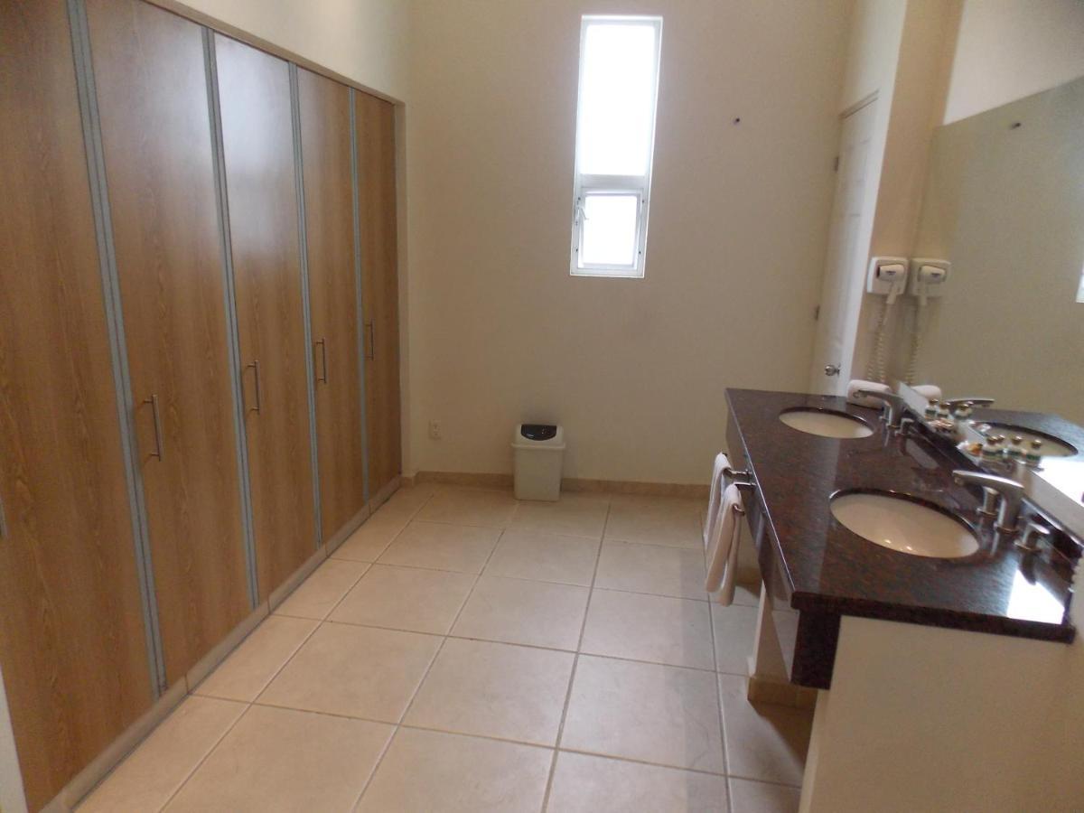 Cypres Hotel & Suites Zapopan Eksteriør billede